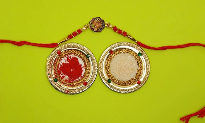 Designer Shree Rakhi with Free Roli and Chawal